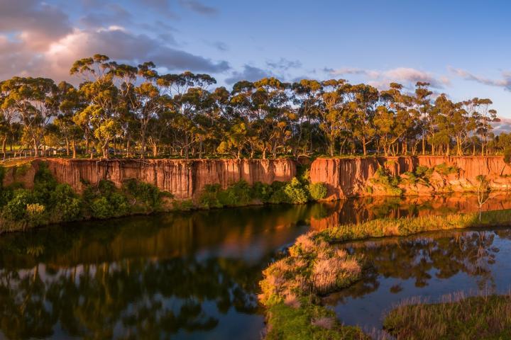 K Road Cliffs